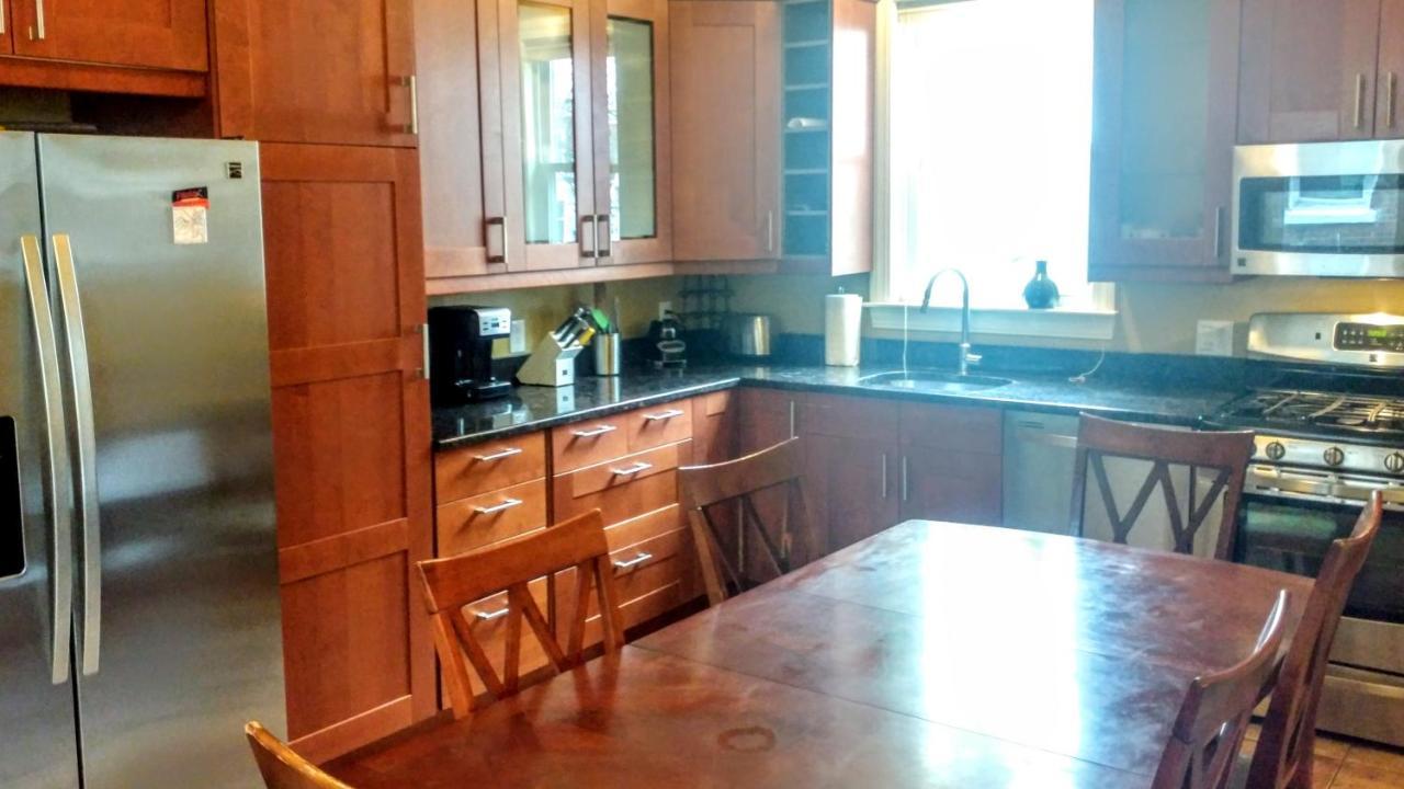 2 Bedroom Boston Condo In Jamaica Plain With Parking Exterior foto