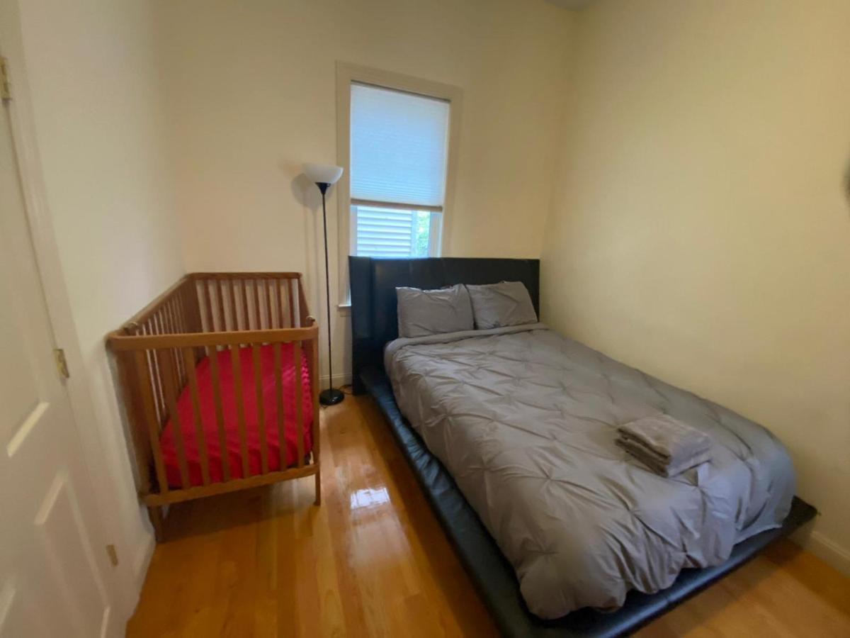 2 Bedroom Boston Condo In Jamaica Plain With Parking Exterior foto